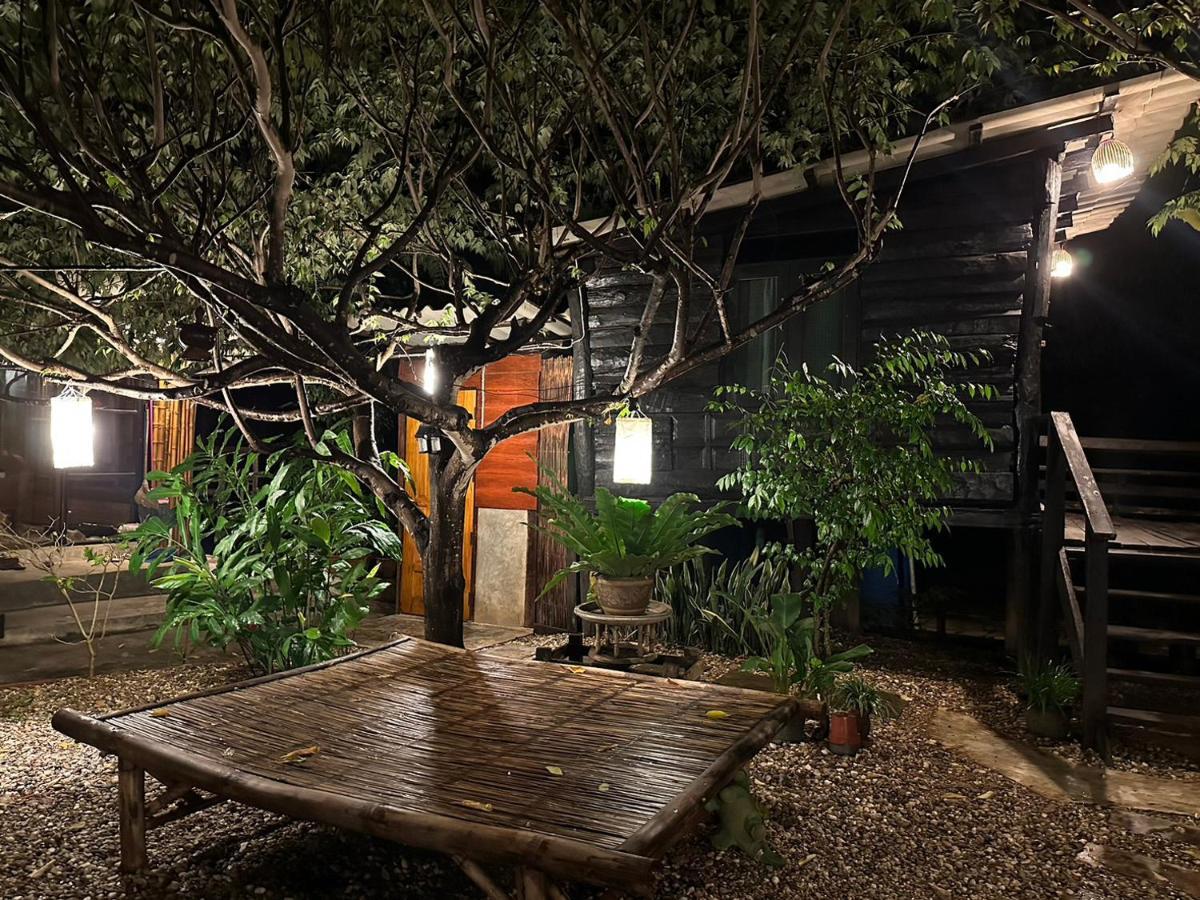 The Legend Homestay. Mae Ai Eksteriør bilde